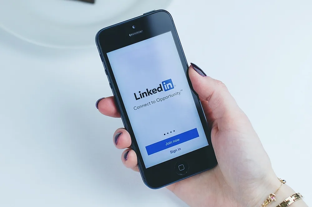 How To Unblock Someone on LinkedIn