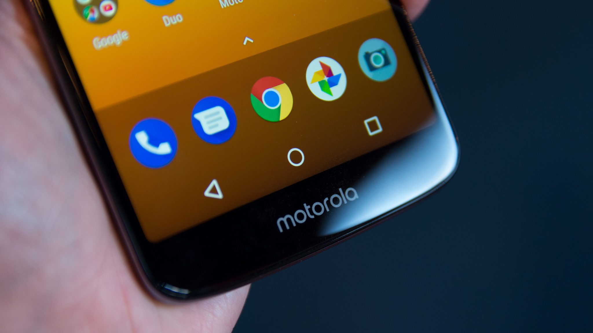 Moto E5 Plus front lower half