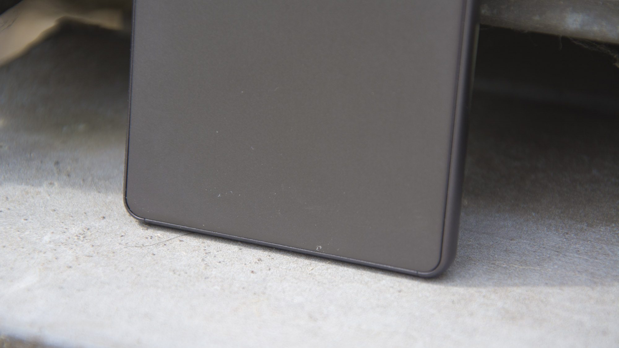 Sony Xperia X rear, bottom end