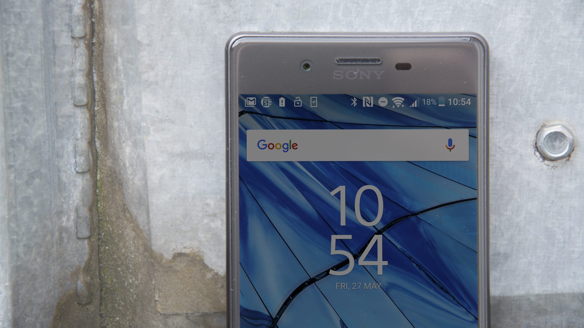 Sony Xperia X front, top half