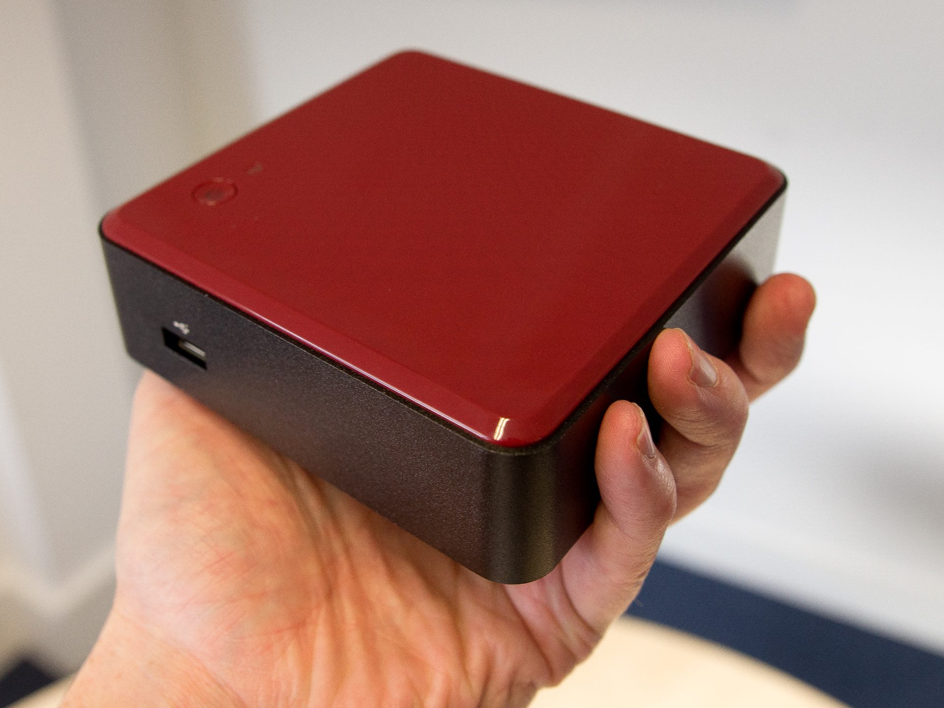 Intel Next Unit of Computing (NUC)