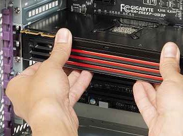 How to install a graphics card