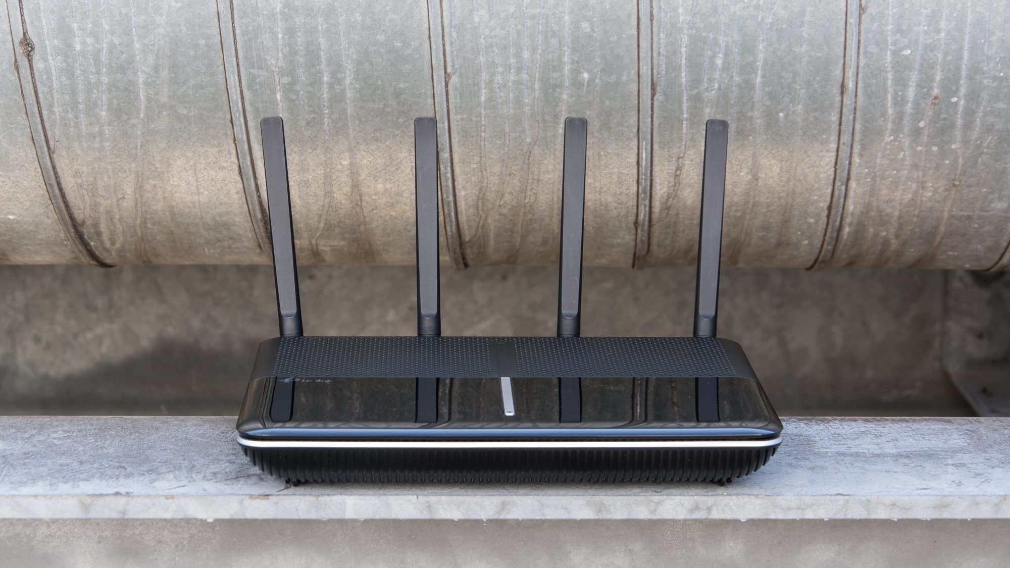 tp-link_archer_vr2800_1_of_3