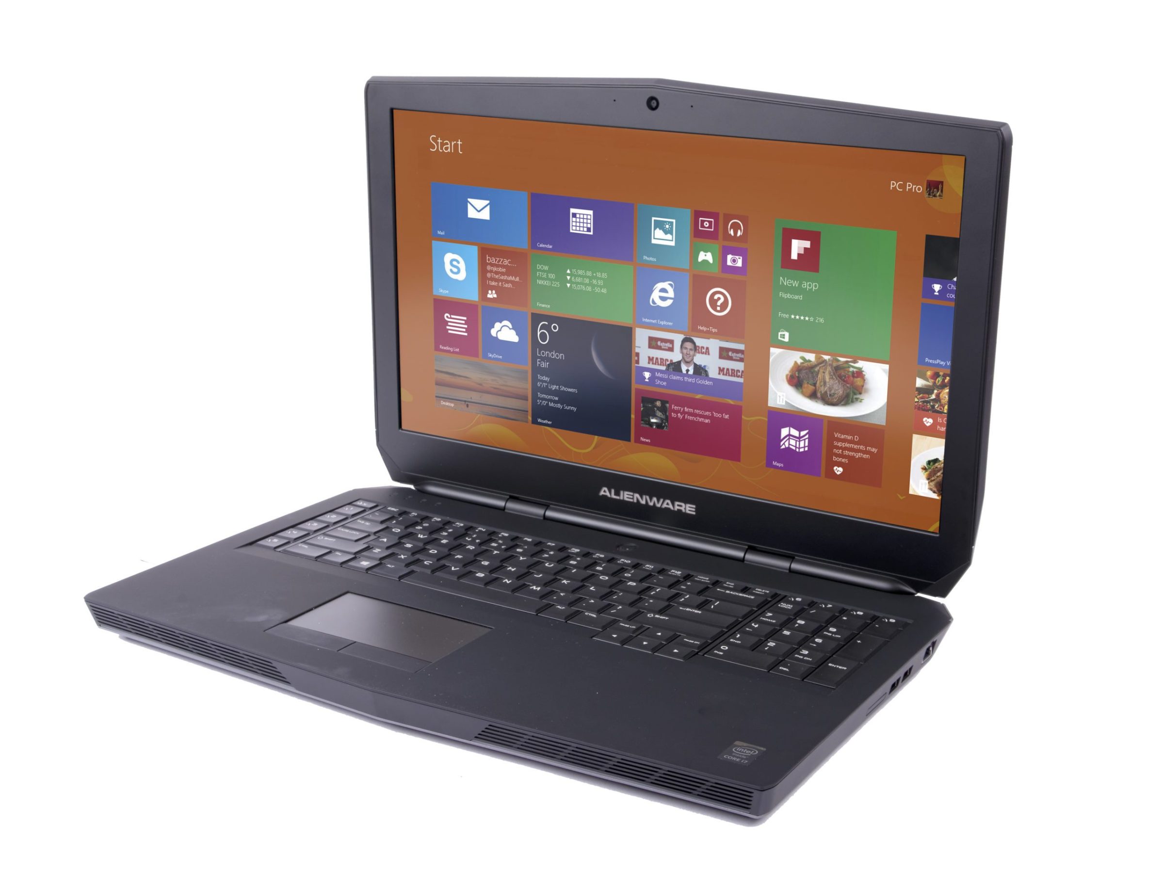 Dell Alienware 17 R2 - main shot