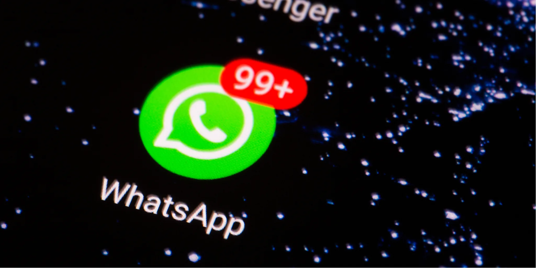 WhatsApp’s chief business officer resigns amid internal war