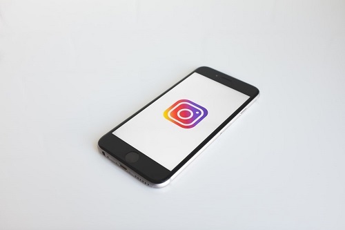 instagram why are messages blue