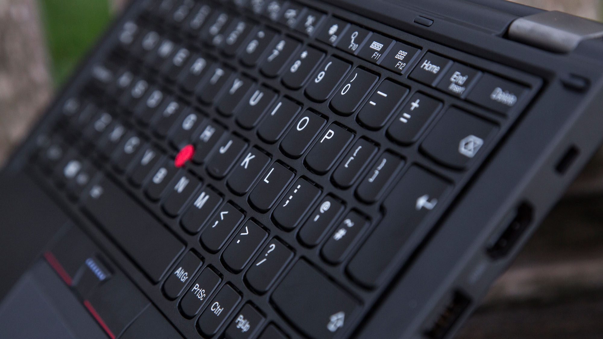 lenovo_thinkpad_yoga_260_m