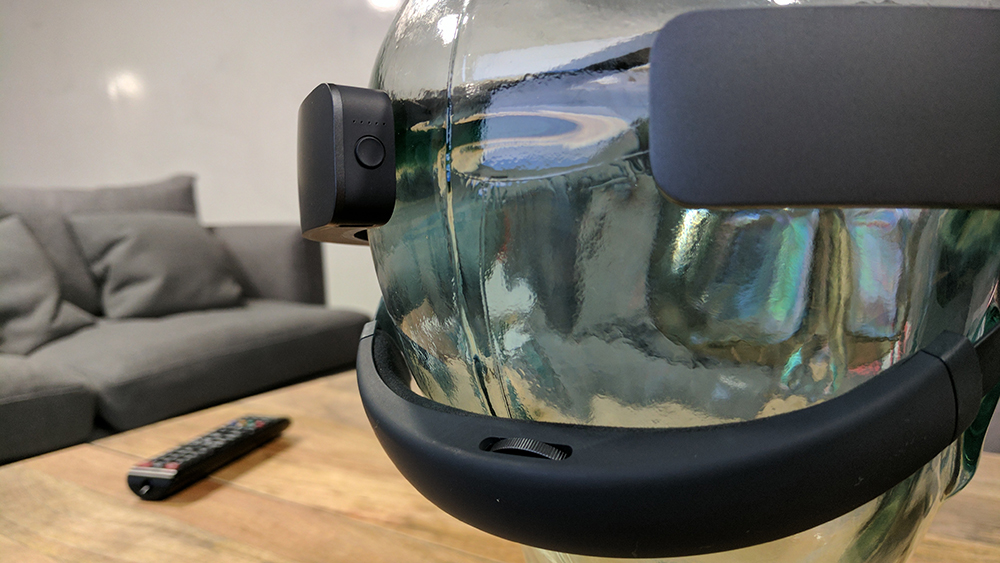 microsoft_hololens_-_headband_and_headset