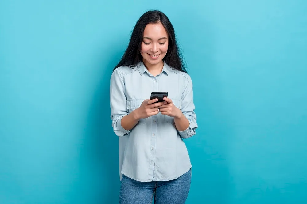 How To Tell If Someone Is Online in the Line Chat App