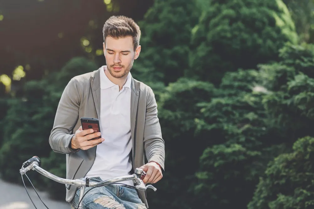 Snapchat Keeps Logging Me Out—How to Fix