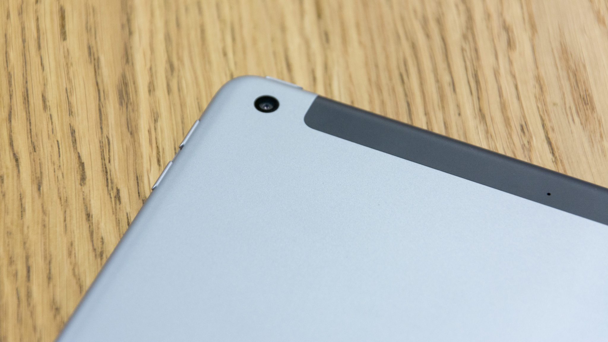apple_ipad_2018_9