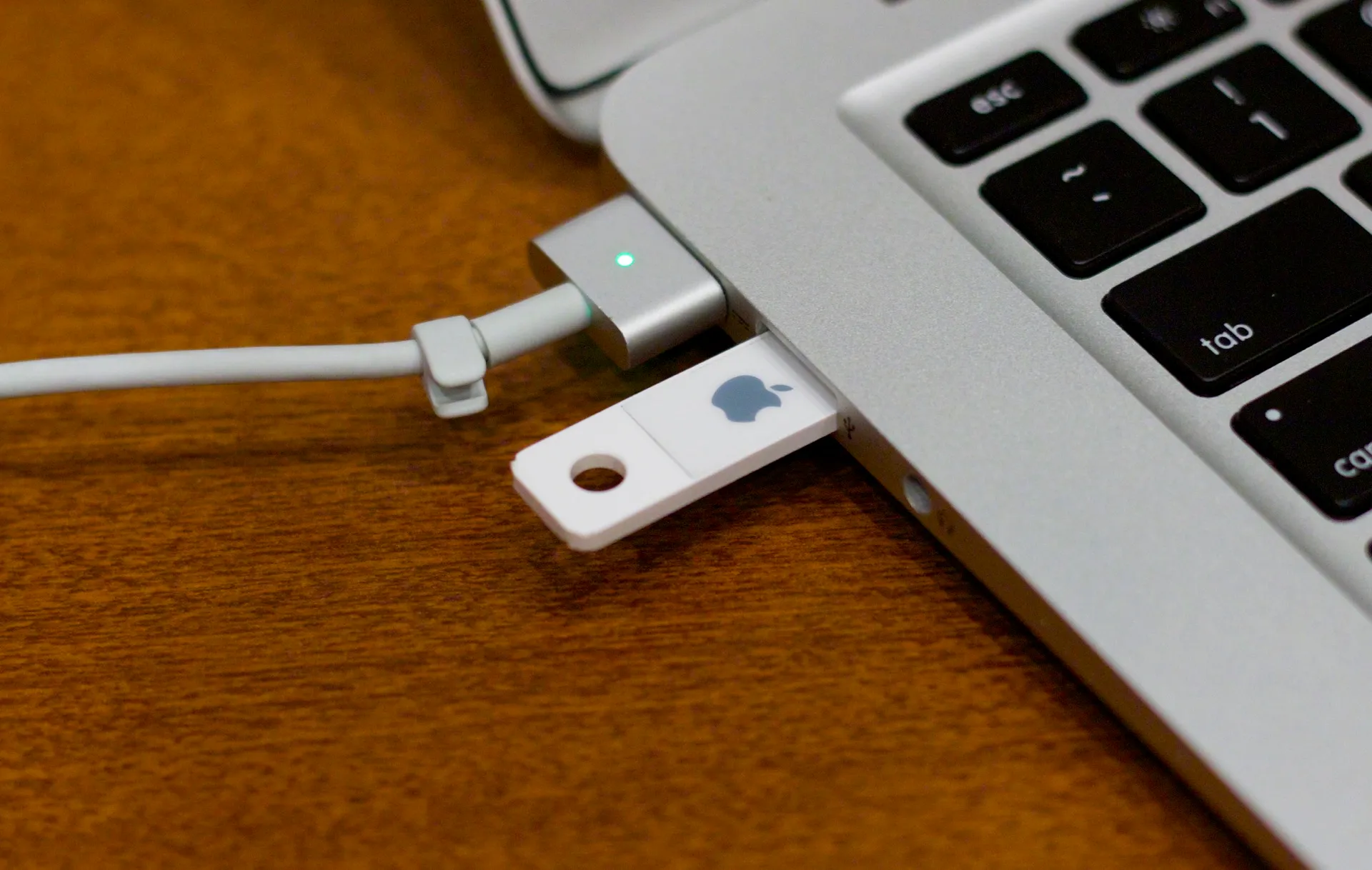 How To Install macOS From USB